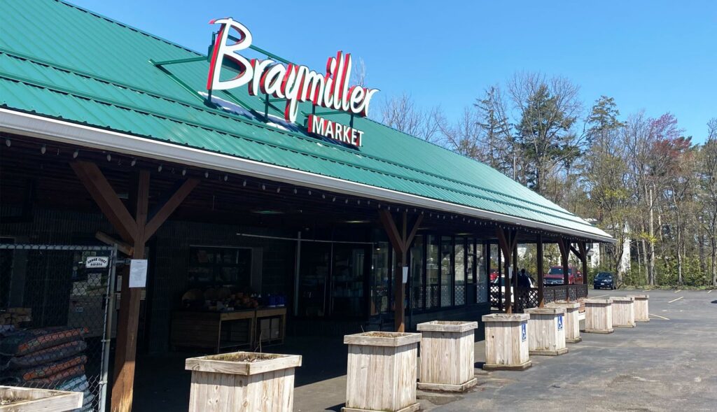 Braymiller Market Hamburg, NY | Hamburg, NY Market | Hamburg, NY Deli